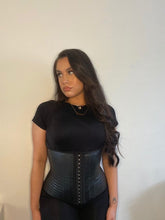 Load image into Gallery viewer, No waist latex trainer in black
